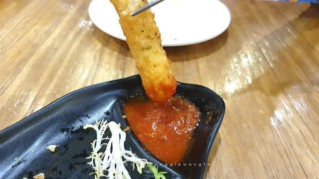 台北松江南京平價義大利麵-MM Cafe & Bar_佩吉王生活記事 台北松江南京平價義大利麵︱MM Cafe & Bar:美味蛤蜊義大利麵.無敵牽絲起司條.4.5分高CP值咖啡簡餐.包場.聚餐/四平商圈