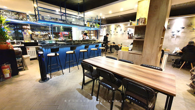 台北松江南京平價義大利麵-MM Cafe & Bar_佩吉王生活記事 台北松江南京平價義大利麵︱MM Cafe & Bar:美味蛤蜊義大利麵.無敵牽絲起司條.4.5分高CP值咖啡簡餐.包場.聚餐/四平商圈