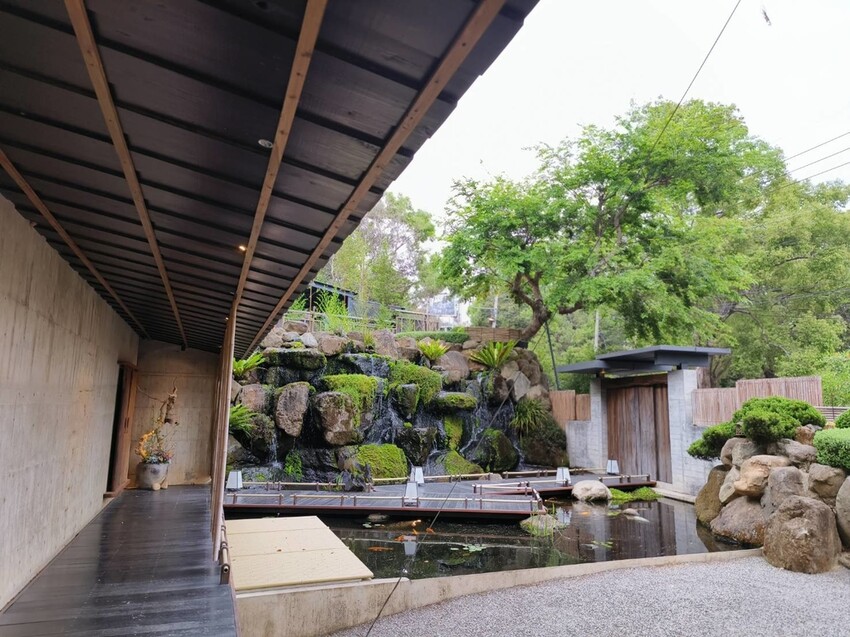 58093.jpg - 【台中.新社】落花飛院日系無菜單料理必須預約。十年花上億打造侘寂庭院風格