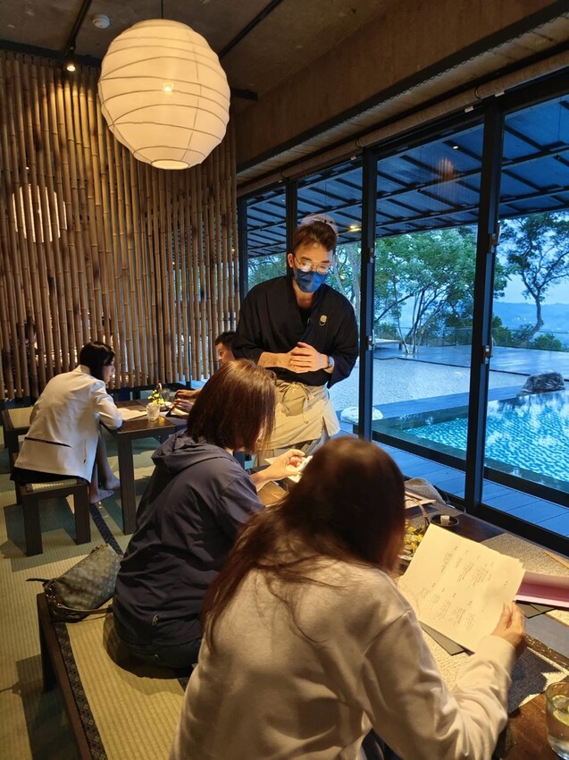 57615.jpg - 【台中.新社】落花飛院日系無菜單料理必須預約。十年花上億打造侘寂庭院風格