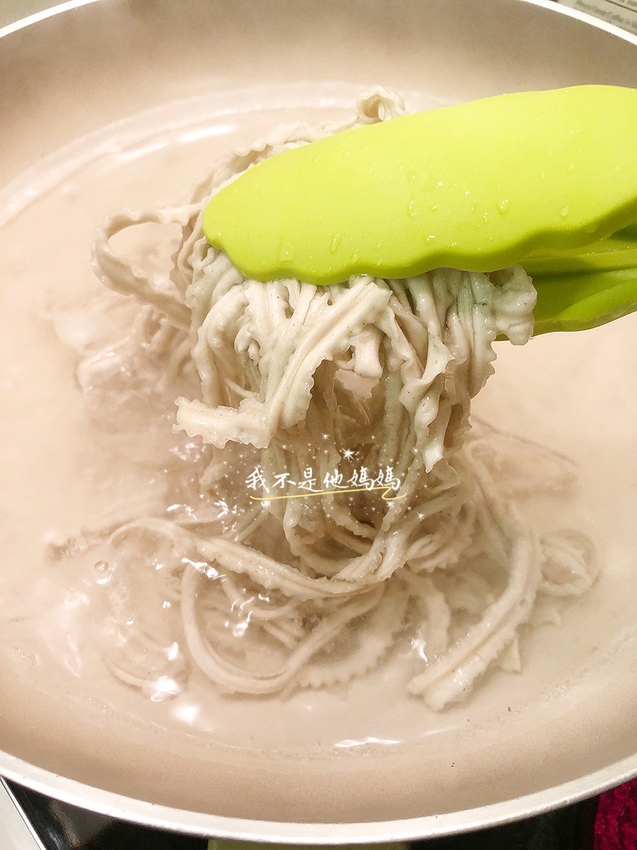 悟8庫商行ubaku 香蕉麵,素食麵,麵條宅配,常溫保存麵條,巴庫香蕉麵,膳食纖維麵,低熱量麵條,低GI麵條,抗性澱粉