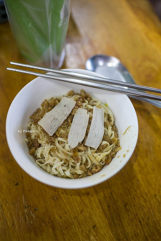 【食在Tainan】走進市場。懷念濃郁古早味-福榮小吃