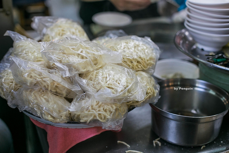 【食在Tainan】走進市場。懷念濃郁古早味-福榮小吃