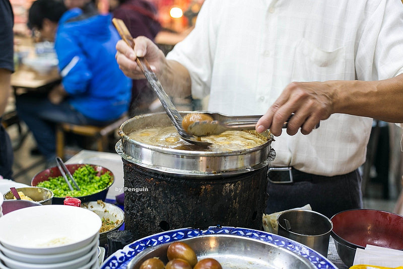 【食在Tainan】走進市場。懷念濃郁古早味-福榮小吃