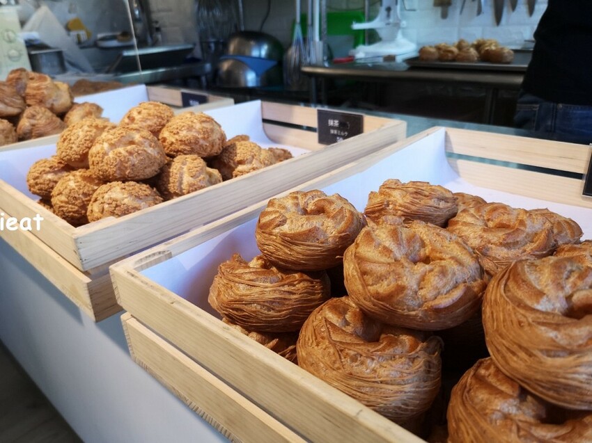 大叔賣泡芙 (原 舞鏡咖啡法式泡芙專賣店) │彰化泡芙，彰化甜點。 - 愛伊特candy的分享樂園