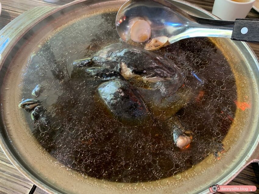 鴉片館 │台中美食•一鴨八吃,現烤現片鴨,每道菜都美味 - 丹尼的吃喝玩樂