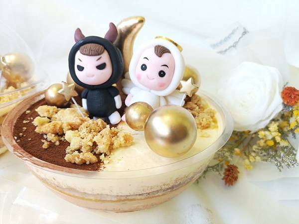 宅配蛋糕推薦))初熱Patisserie 甜點工作室，超級美型的星座蛋糕，超級想要一次擁有，你的星座是什麼？？ - COCO享天下(隆爸妤媽愛白白)