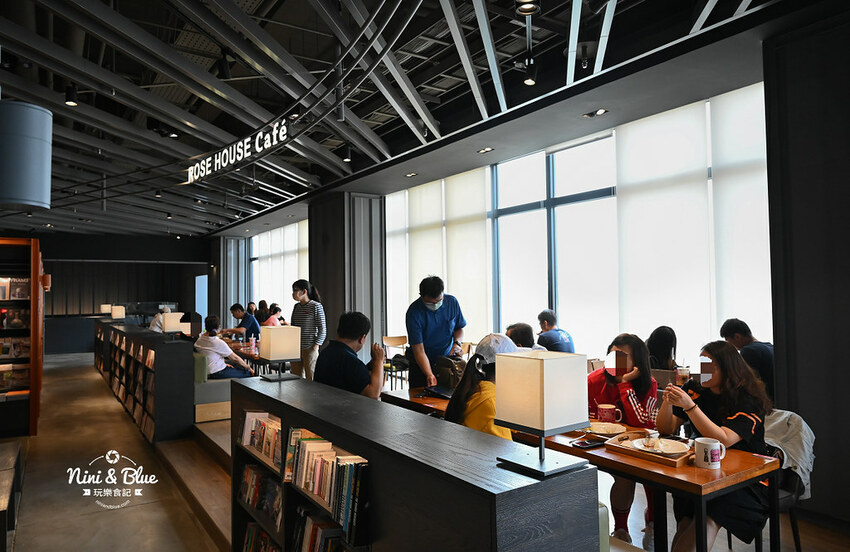 台中梧棲平價好吃特厚三層舒芙蕾鬆餅、精品咖啡與無敵大海景-妮妮布魯