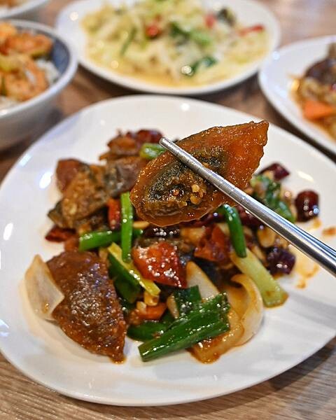 好家廚房｜左營區美食｜家常台菜餐館｜份量很適合小家庭來用餐