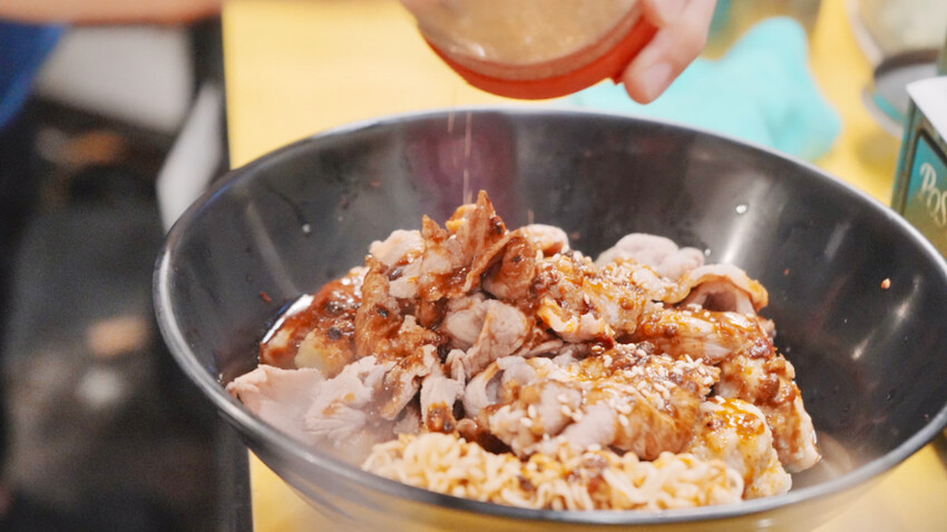 台南市中西區[台南美食] 老有味麻辣燙｜台南必吃巷弄美食！最好吃的臭豆腐、鴨血、牛三寶