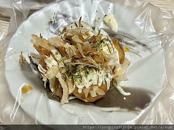 台北大安區|麺処田冶 台灣烏骨雞作為湯底的雞湯拉麵,小菜選項又多又好吃,而且中午用餐時間盡然不用等(附