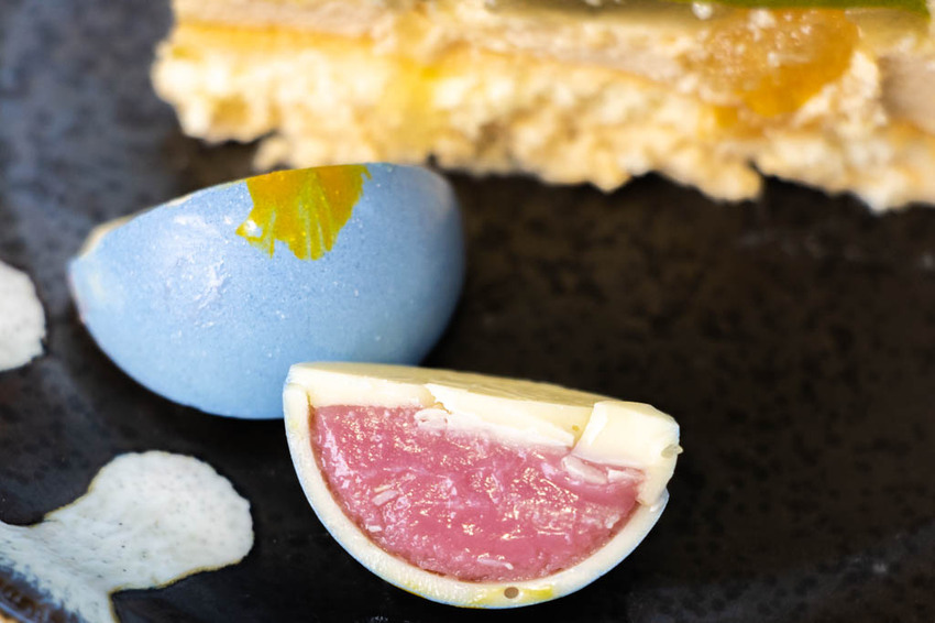 台中西區，亮眼吸睛的網美風格蛋糕-P&Js Pâtisserie 法式鏡面蛋糕。 - 微笑Joe幸運