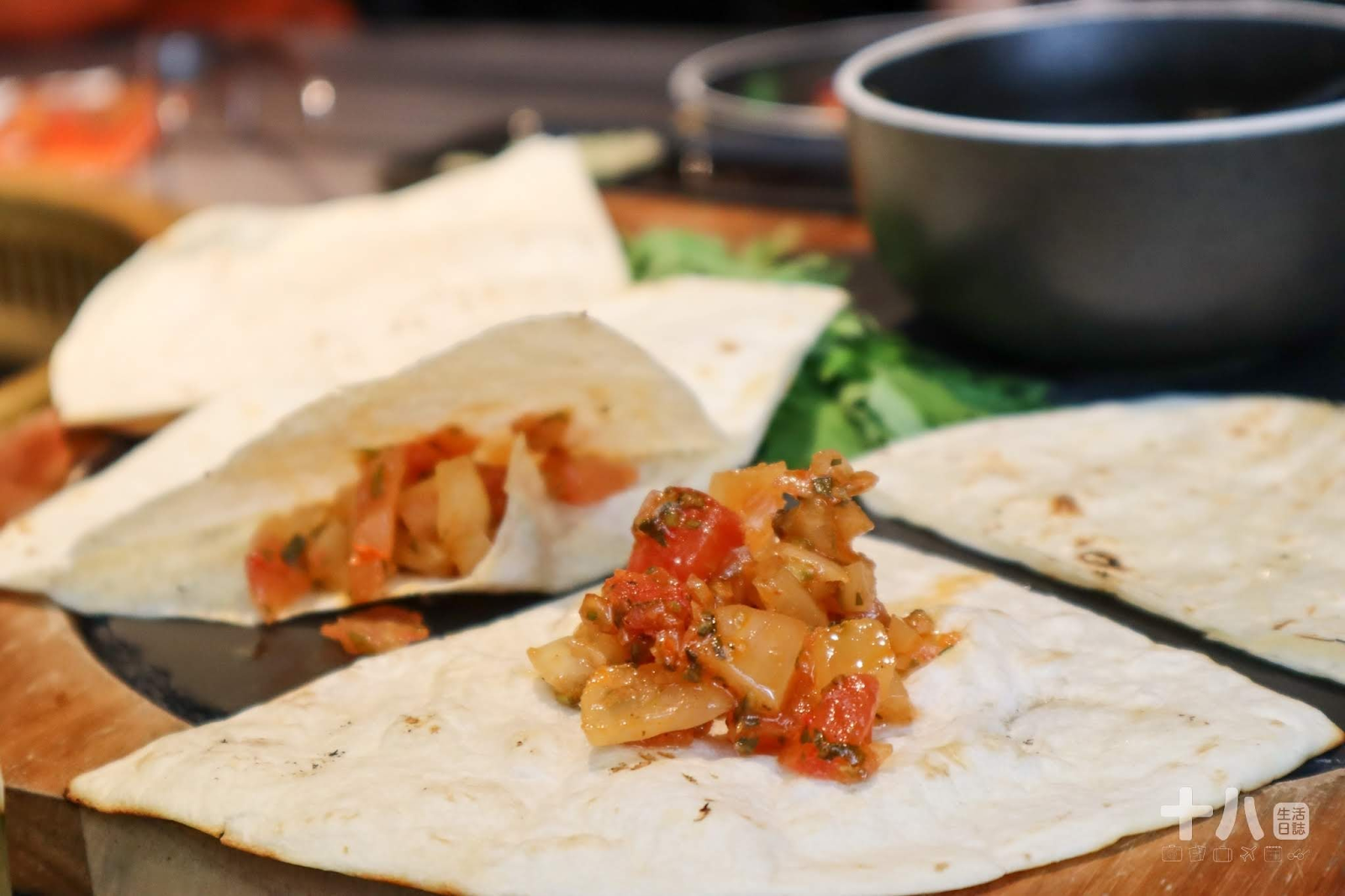 【新竹美食】火山岩燒肉竹北旗艦店｜印地安風主題特色燒肉、岩漿火鍋新品牌，肉品種類多樣化、海鮮肉品一次滿足！(2022/12/31前，出示此文章享95折、送風味雞頸肉)