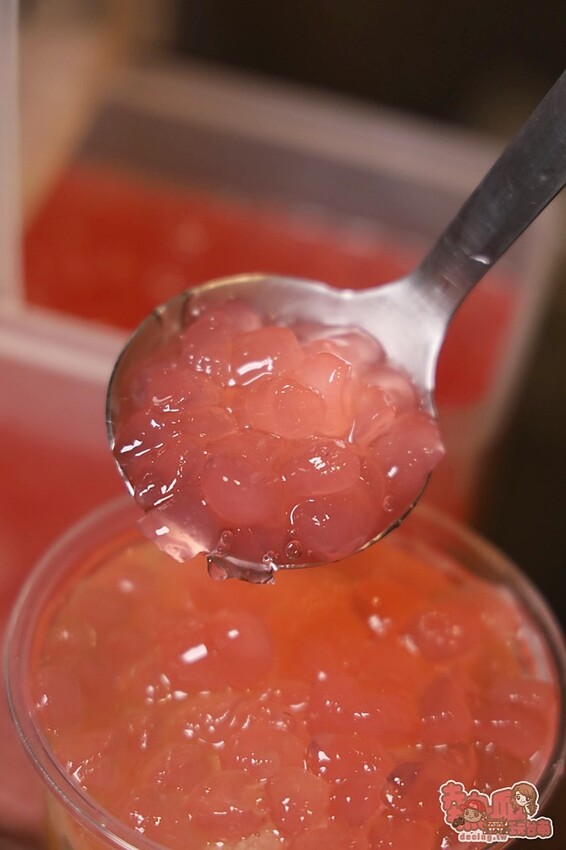 【台南飲料】日本青森紅玉蘋果汁尬櫻花寒天,今年春天最浪漫的一杯飲料:自在軒茶飲 - 熱血玩台南。跳躍新世界