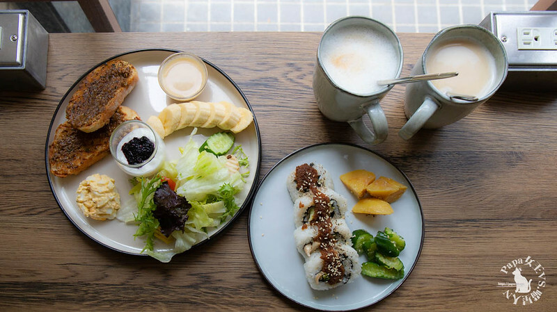 台中｜西區 米迷食光 MM VegDay 早午餐!　明亮透光大片落地窗戶有輕食／蔬壽司　咖啡飲料都有　純素/蛋奶素料理
