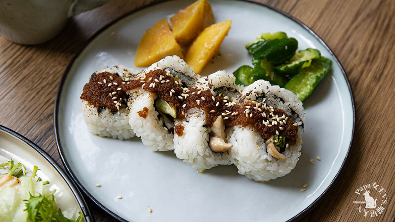 台中｜西區 米迷食光 MM VegDay 早午餐!　明亮透光大片落地窗戶有輕食／蔬壽司　咖啡飲料都有　純素/蛋奶素料理