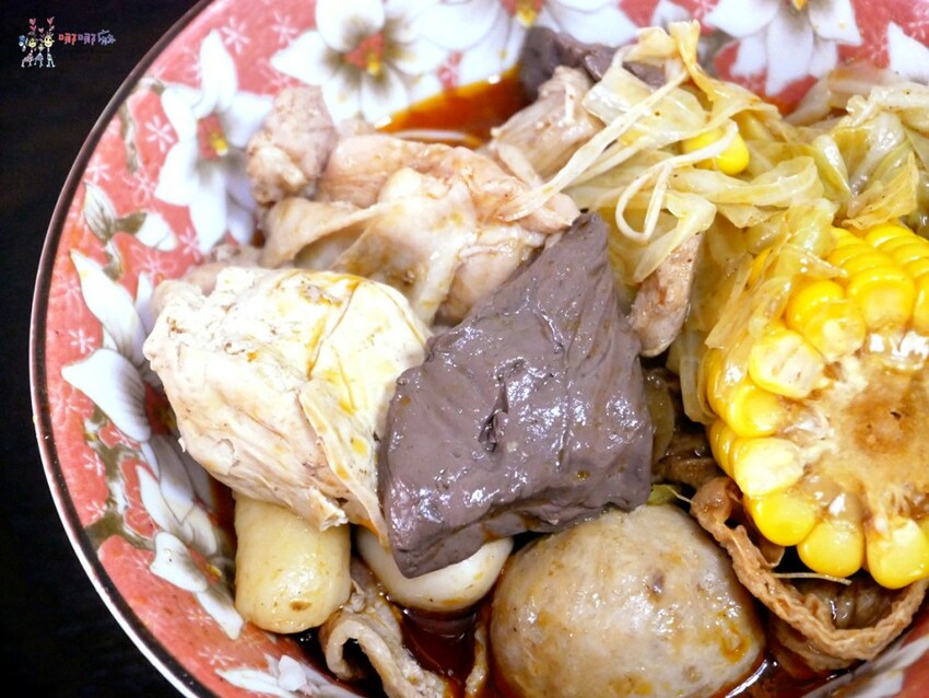 中壢老牌四川麻辣鍋吃到飽推出外帶餐~雙人餐550元有600g的肉肉，外帶小火鍋料多到炸還多送一份肉 | 哪哪麻