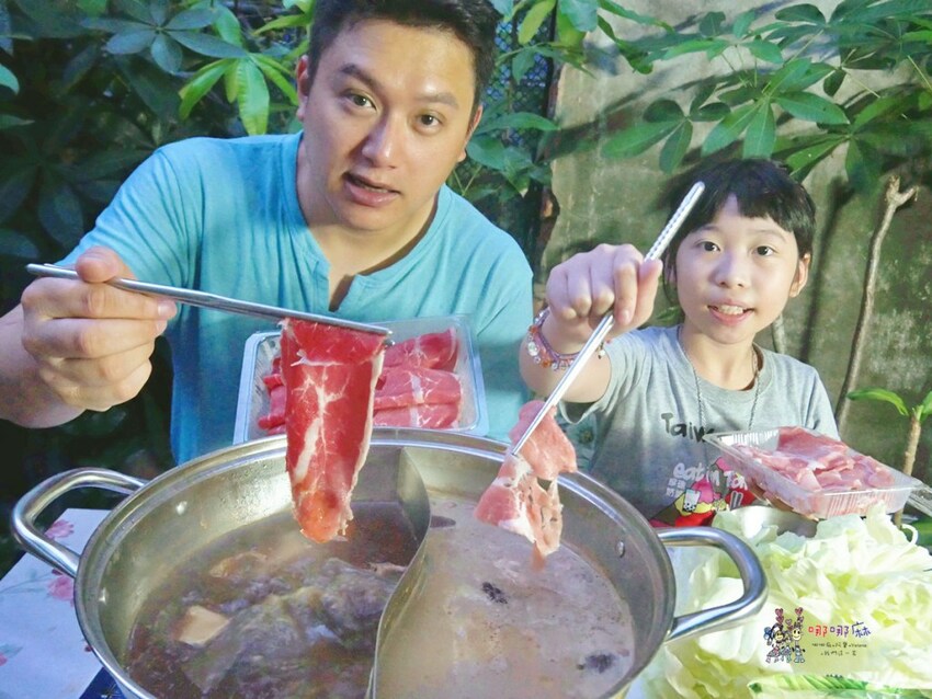 中壢老牌四川麻辣鍋吃到飽推出外帶餐~雙人餐550元有600g的肉肉，外帶小火鍋料多到炸還多送一份肉 | 哪哪麻