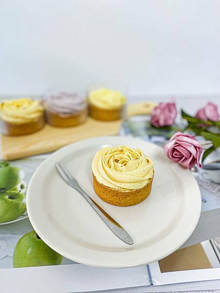 (牙米吃宅配)首都烘焙坊 台北大坪林宅配美食甜點下午茶推薦 樂天賣場 暢銷點心塔視覺味覺雙享受 酸甜檸檬特色鳳梨大甲芋頭 好吃美味