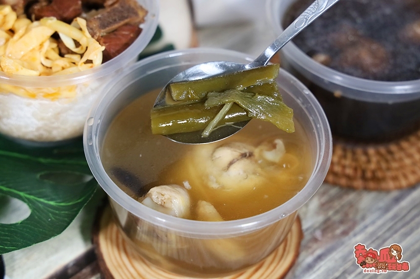 【台南美食】以特色湯品為主題的店家！現在購買還有鹹粿直接免費送：屋裏的湯 - 熱血玩台南。跳躍新世界