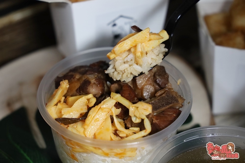 【台南美食】以特色湯品為主題的店家！現在購買還有鹹粿直接免費送：屋裏的湯 - 熱血玩台南。跳躍新世界