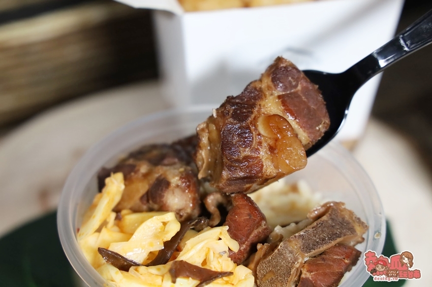 【台南美食】以特色湯品為主題的店家！現在購買還有鹹粿直接免費送：屋裏的湯 - 熱血玩台南。跳躍新世界