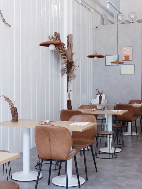 【台南食記】韓系超美質感雞湯店『屋裏的湯』銅板價小吃，創意鹹粿，養生藥膳湯品百元起，續加當歸養生湯免費喝到飽！