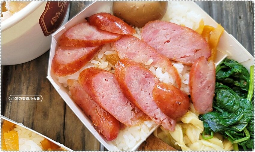 台中外帶便當║隱藏版古早味美食，老饕紅燒肉、廟口香腸、燉湯都很推！想吃需預訂再自取，不想出門還有uber eat外送！！