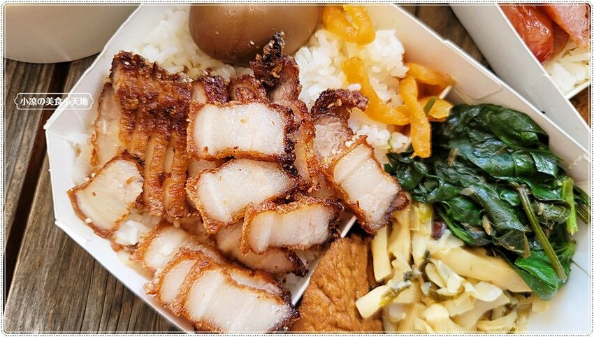 台中外帶便當║隱藏版古早味美食，老饕紅燒肉、廟口香腸、燉湯都很推！想吃需預訂再自取，不想出門還有uber eat外送！！