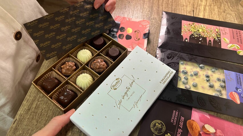 情人節巧克力🍫露特巧克力｜精選巧克力禮盒、75% 紅寶石開心果黑巧克力，浪漫七夕首選