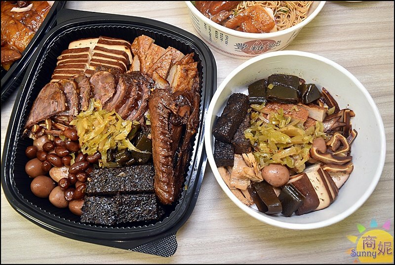 豐雞號。最高日銷300隻!港式油雞廣東滷味神好吃.免費藥膳雞湯更加分.道地港味大人小孩都愛-商妮吃喝遊樂