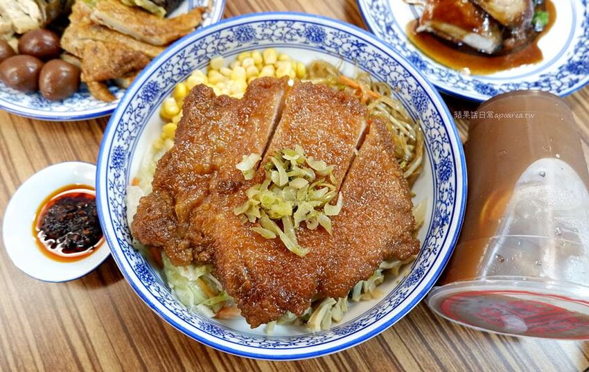 豐雞號河南店。獨家紹興醉蝦、滷排飯,專賣港式油雞、廣式滷味,藥膳雞湯免費喝到飽,近逢甲商圈及七期新光遠百 - 🍎 蘋果話日常🍎