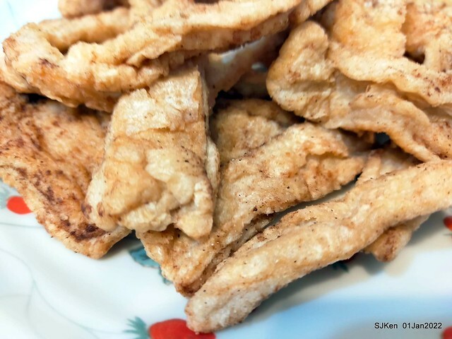 「陳季炸雞石牌店」(Fried Salted Chicken , Tempura & cuttlefish balls, Taiwanese light dishes booth), Taipei, Taiwan, SJKen, Jan 1, 2022. 「陳季炸雞石牌店」(Fried Salted Chicken , Tempura & cuttlefish balls, Taiwanese light dishes booth), Taipei, Taiwan, SJKen, Jan 1, 2022.
