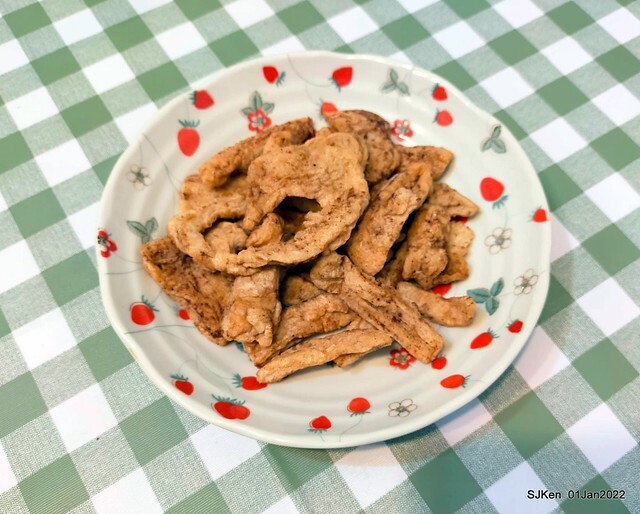 「陳季炸雞石牌店」(Fried Salted Chicken , Tempura & cuttlefish balls, Taiwanese light dishes booth), Taipei, Taiwan, SJKen, Jan 1, 2022. 「陳季炸雞石牌店」(Fried Salted Chicken , Tempura & cuttlefish balls, Taiwanese light dishes booth), Taipei, Taiwan, SJKen, Jan 1, 2022.