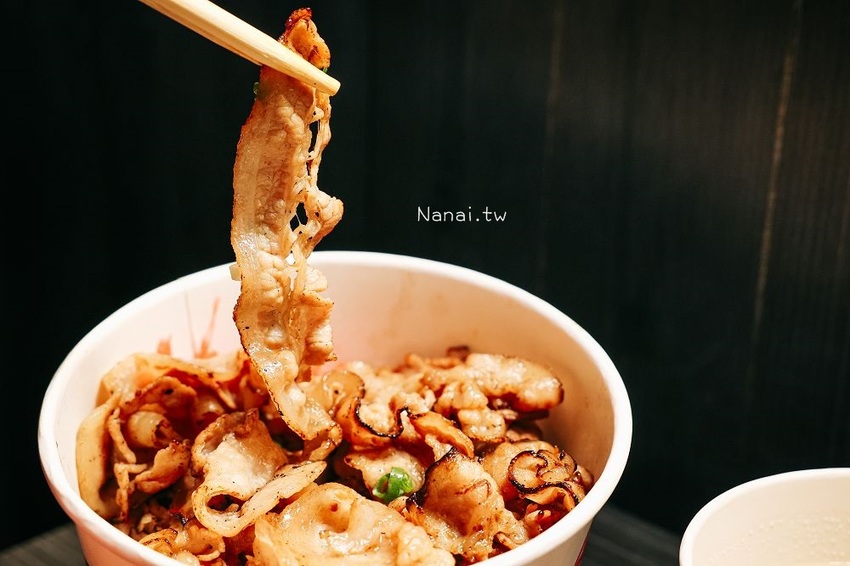 牛丁次郎坊(彰化創始店)搬新家！防疫宅在家，四款指定丼飯，第二碗加購打八折～老饕票選肉肉山這樣吃最划算！