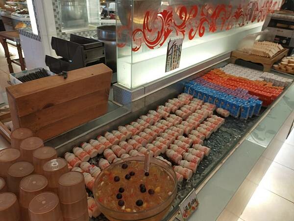 桃園八德貴族世家~排餐+超值沙拉吧~給您平實的價格~最舒適的