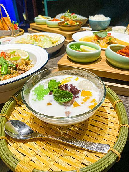 (台北松江南京站)泰舍泰式料理第一店 中山區捷運站美食 米塔集團新開幕異國料理 一人也可享用泰式定食 大份量好吃cp值高