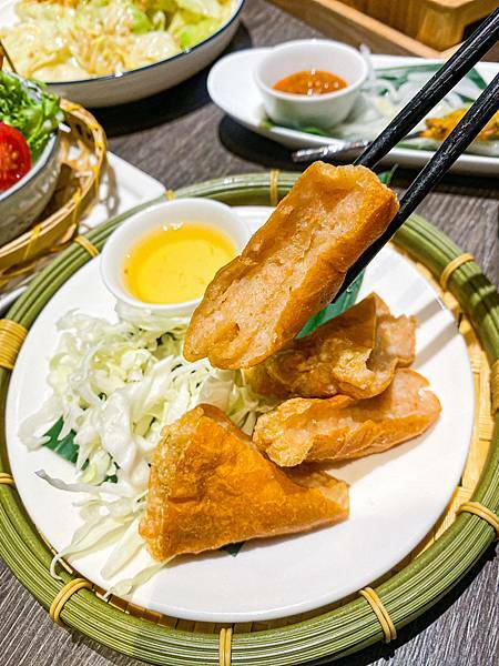 (台北松江南京站)泰舍泰式料理第一店 中山區捷運站美食 米塔集團新開幕異國料理 一人也可享用泰式定食 大份量好吃cp值高