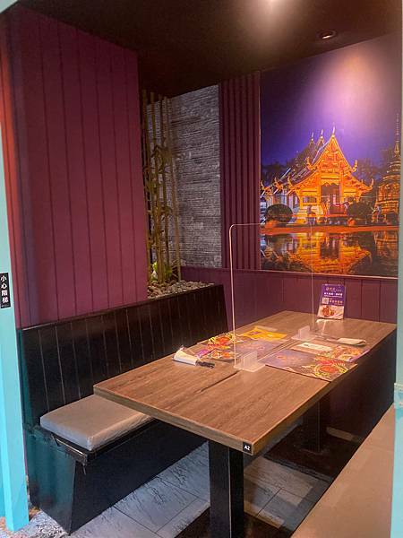 (台北松江南京站)泰舍泰式料理第一店 中山區捷運站美食 米塔集團新開幕異國料理 一人也可享用泰式定食 大份量好吃cp值高