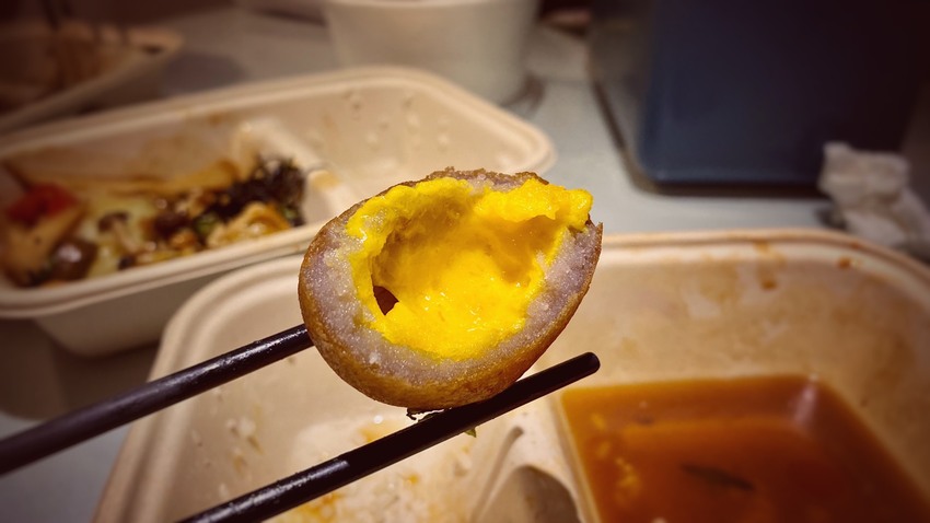 外帶食記｜永心鳳茶 高雄中山店｜屬於這個世代的時髦臺菜茶館