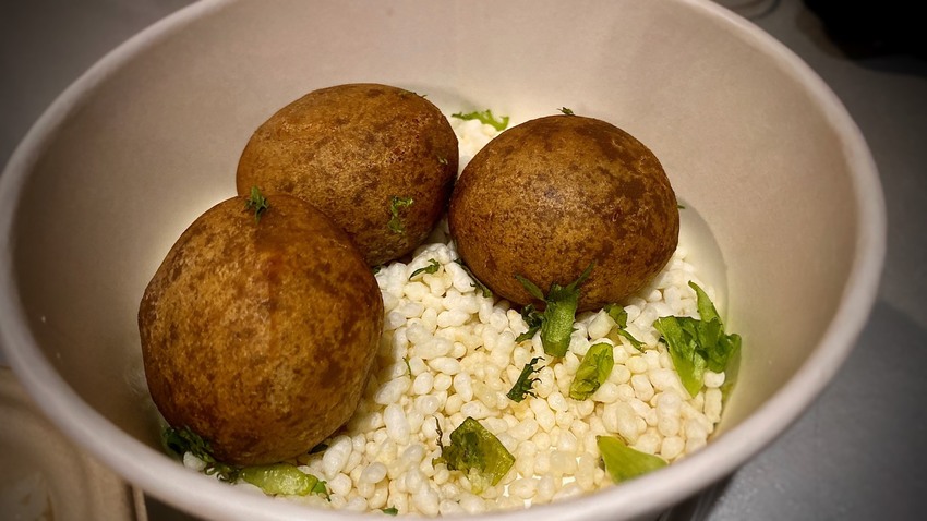 外帶食記｜永心鳳茶 高雄中山店｜屬於這個世代的時髦臺菜茶館