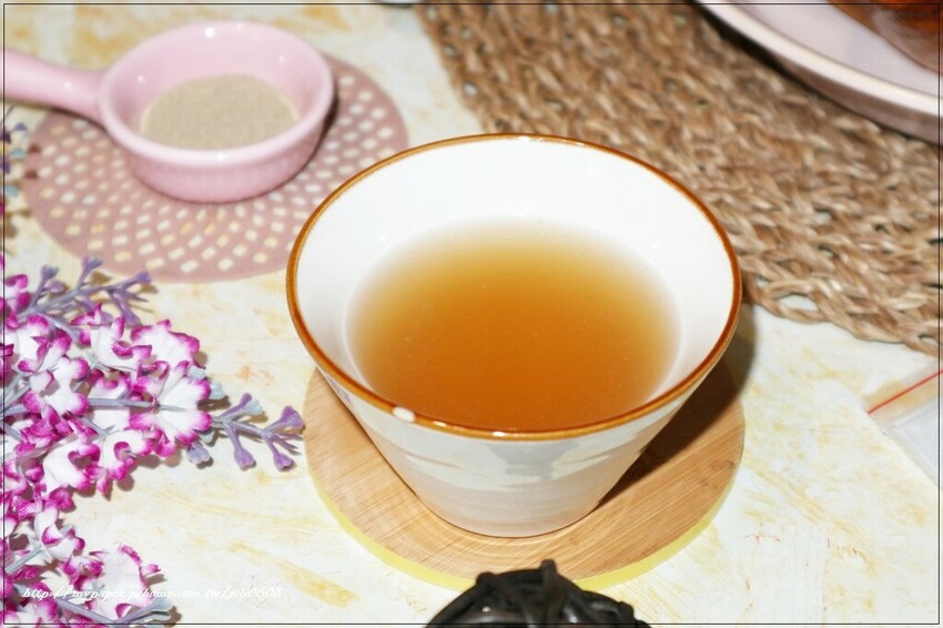 【商業雞蜜ChickenGimi】無憂母雞煙燻甘蔗風味~團購宅配美食推薦 冰鎮手撕無須加熱 拜拜、野餐、聚餐、露營都方便