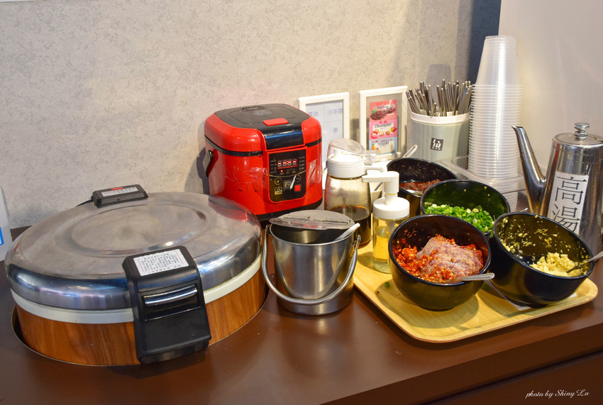 板橋火鍋吃到飽 酷吉火鍋 (10).jpg
