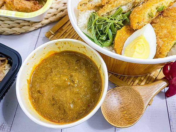 (台北西門町站)櫻木食堂 台北萬華西門町外帶日式定食美食推薦 日本廚師傳達道地的日本料理 咖哩豬排燒肉丼飯可樂餅滿滿日式風味又好吃