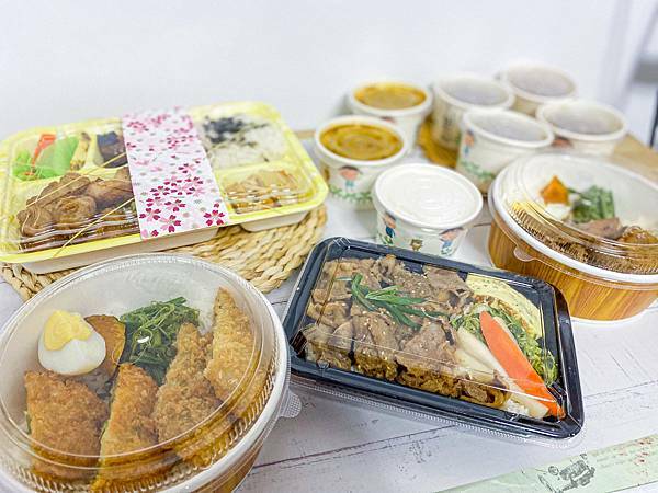 (台北西門町站)櫻木食堂 台北萬華西門町外帶日式定食美食推薦 日本廚師傳達道地的日本料理 咖哩豬排燒肉丼飯可樂餅滿滿日式風味又好吃