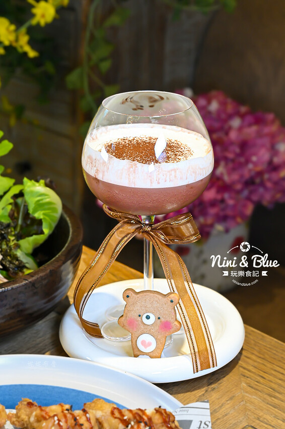 台中森林系餐廳，義大利麵、下午茶甜點、超萌棉花糖，寵物友善餐廳-妮妮布魯