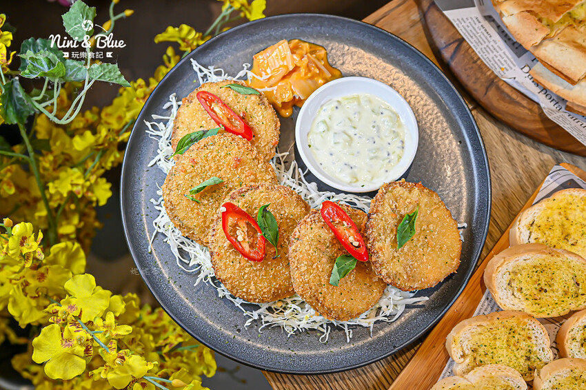 台中森林系餐廳，義大利麵、下午茶甜點、超萌棉花糖，寵物友善餐廳-妮妮布魯