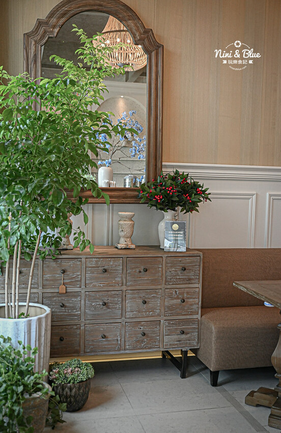 雛菊見DAISY HOUSE |台中南屯森林系美翻餐廳，防疫四人餐只要870元再送手做馬林糖 Nini and Blue 玩樂食記