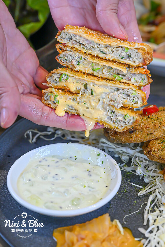 台中森林系餐廳，義大利麵、下午茶甜點、超萌棉花糖，寵物友善餐廳-妮妮布魯