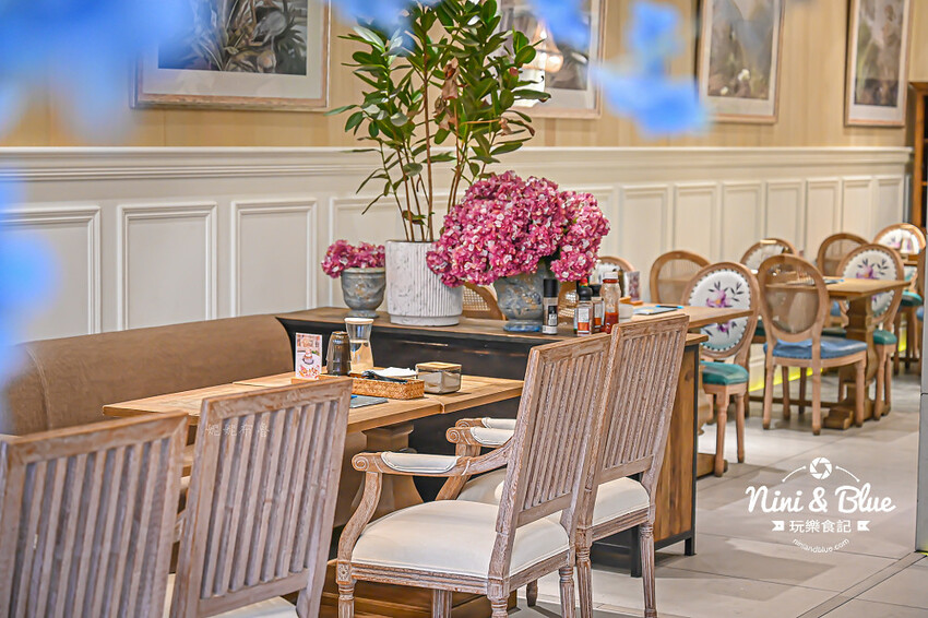 台中森林系餐廳，義大利麵、下午茶甜點、超萌棉花糖，寵物友善餐廳-妮妮布魯